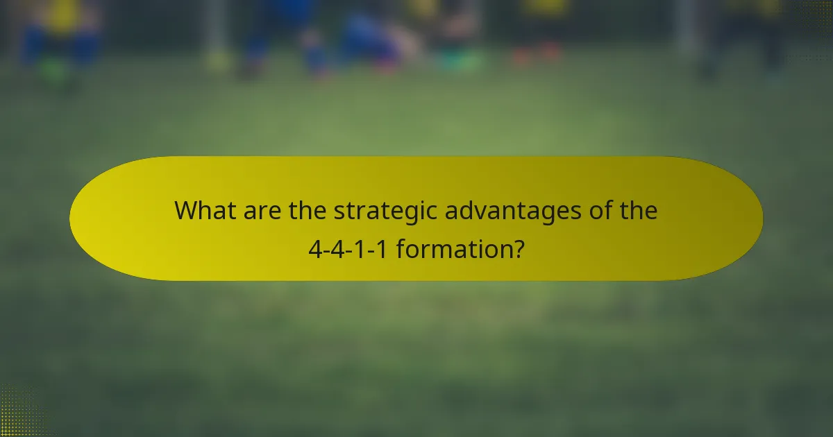 What are the strategic advantages of the 4-4-1-1 formation?