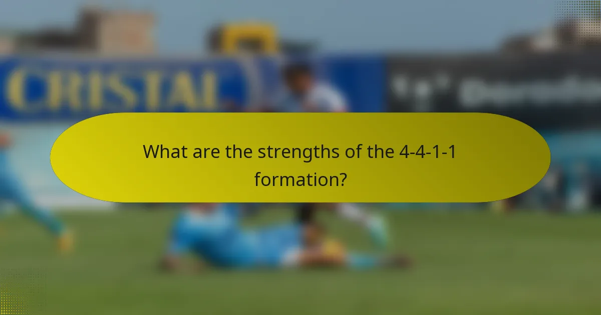 What are the strengths of the 4-4-1-1 formation?